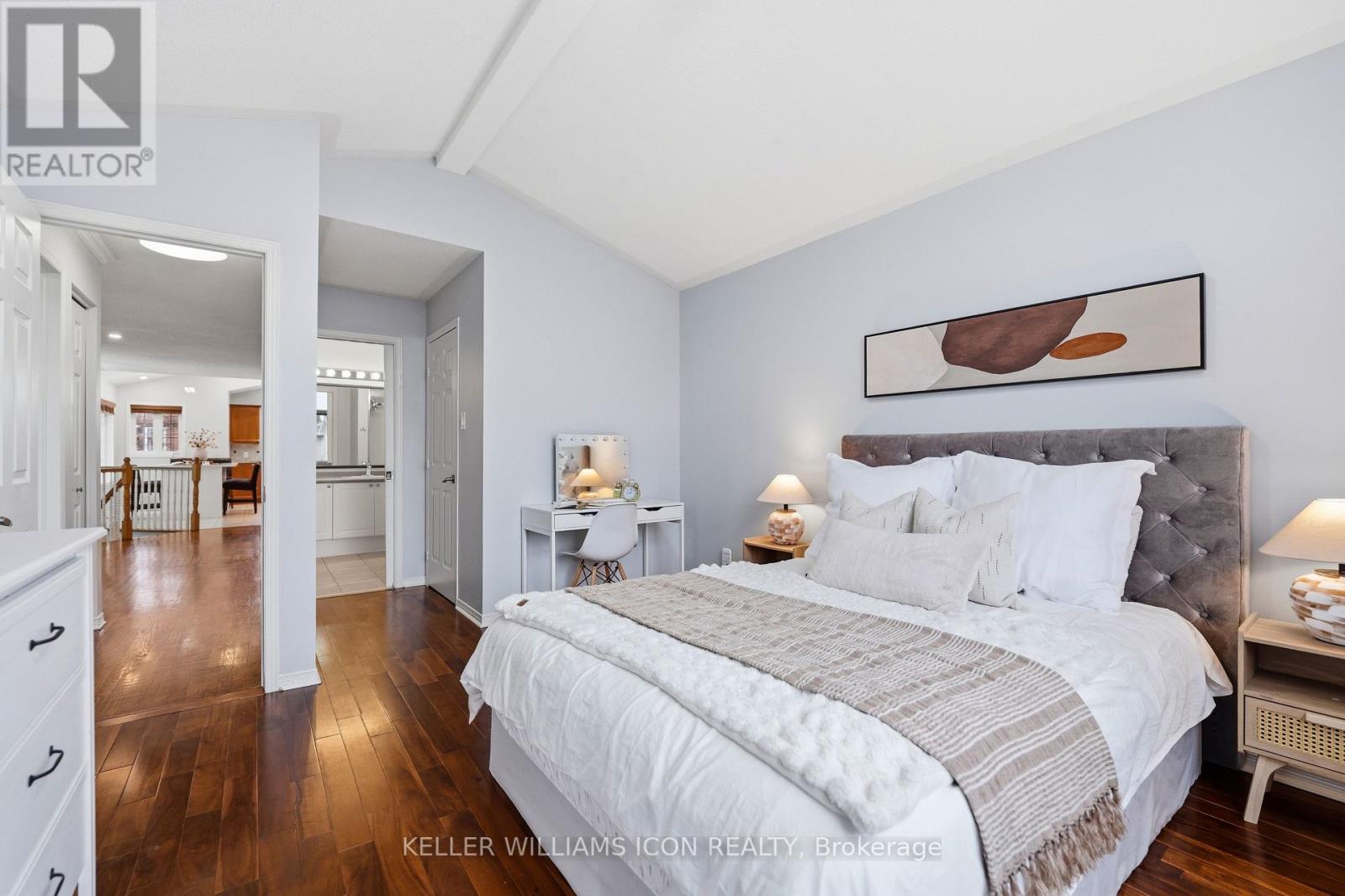 125 CASTLE GLEN CRESCENT - 25