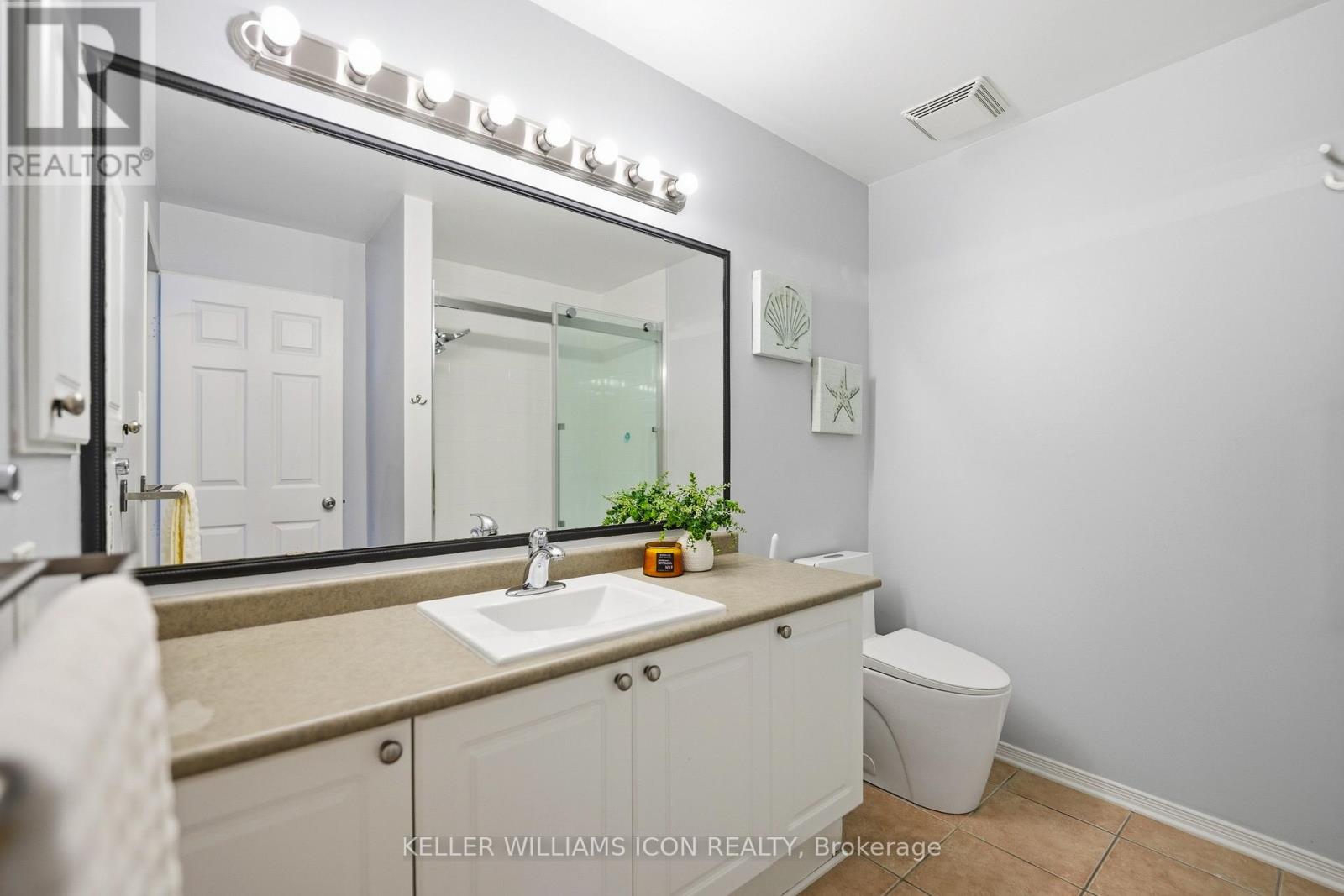 125 CASTLE GLEN CRESCENT - 27