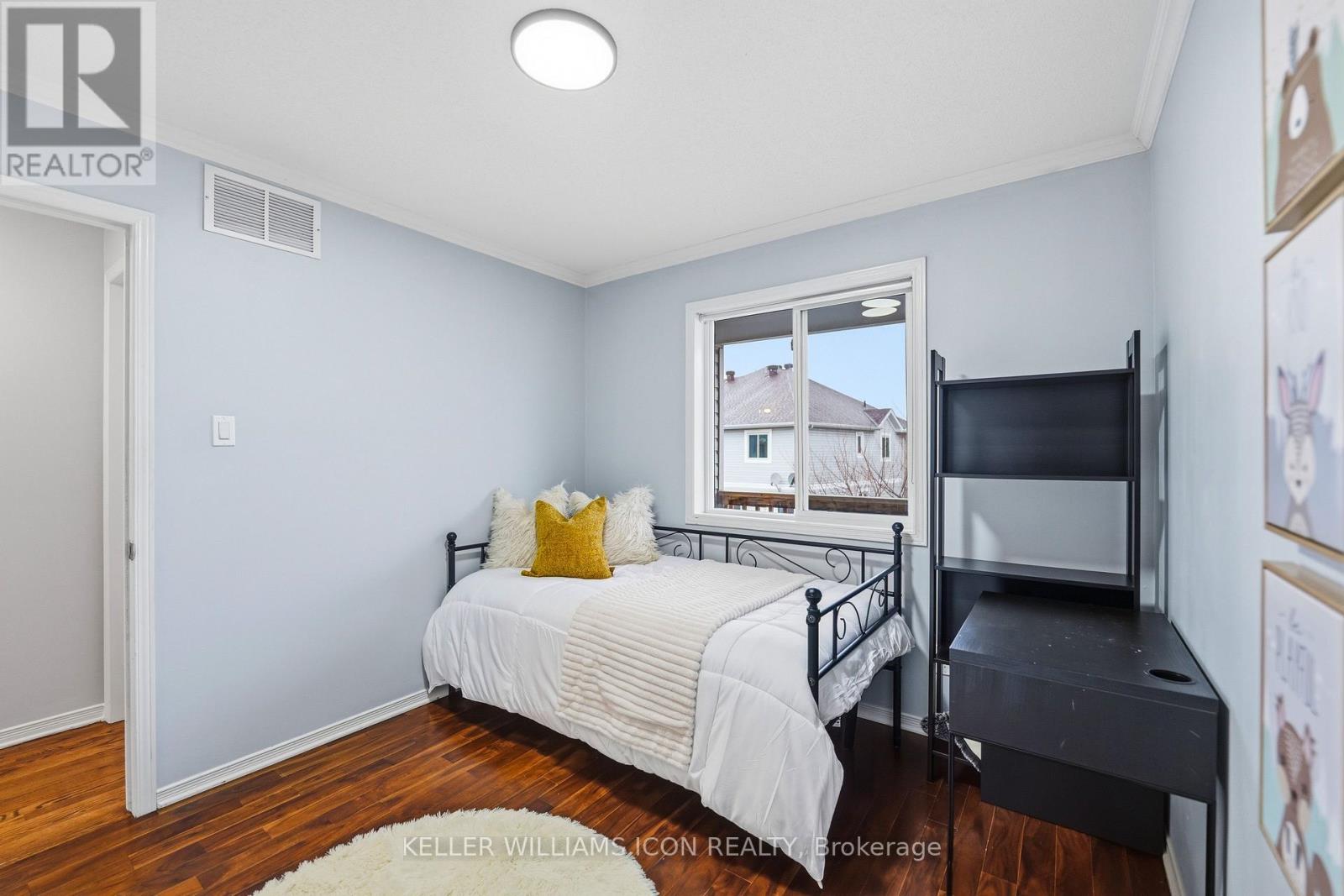 125 CASTLE GLEN CRESCENT - 31