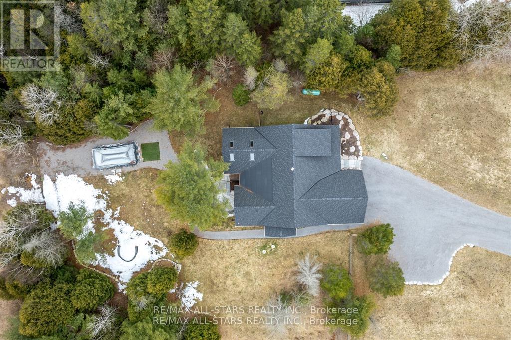 552 COUNTY ROAD 40 - 43