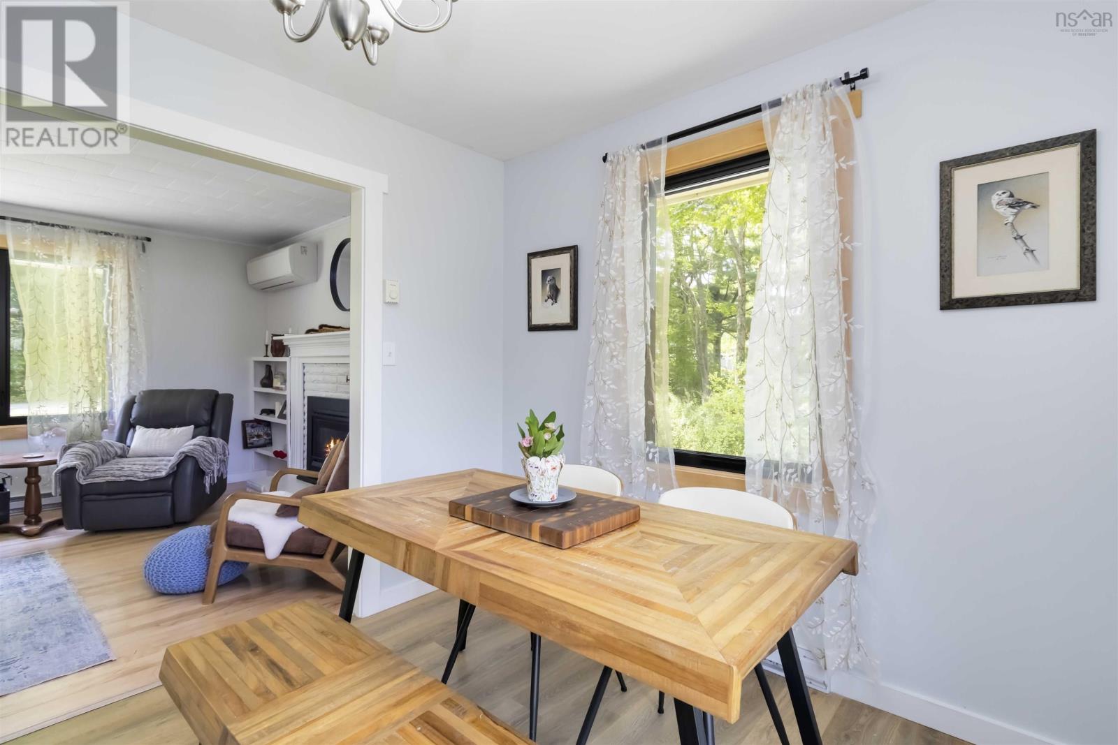 Property 11 of 42 of 51 Albert Street