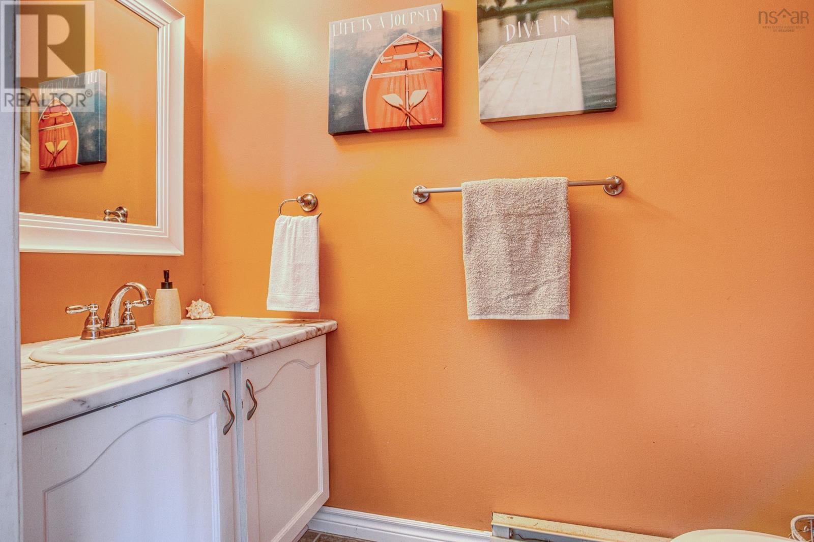 Property 21 of 45 of 33 Florence Place Court