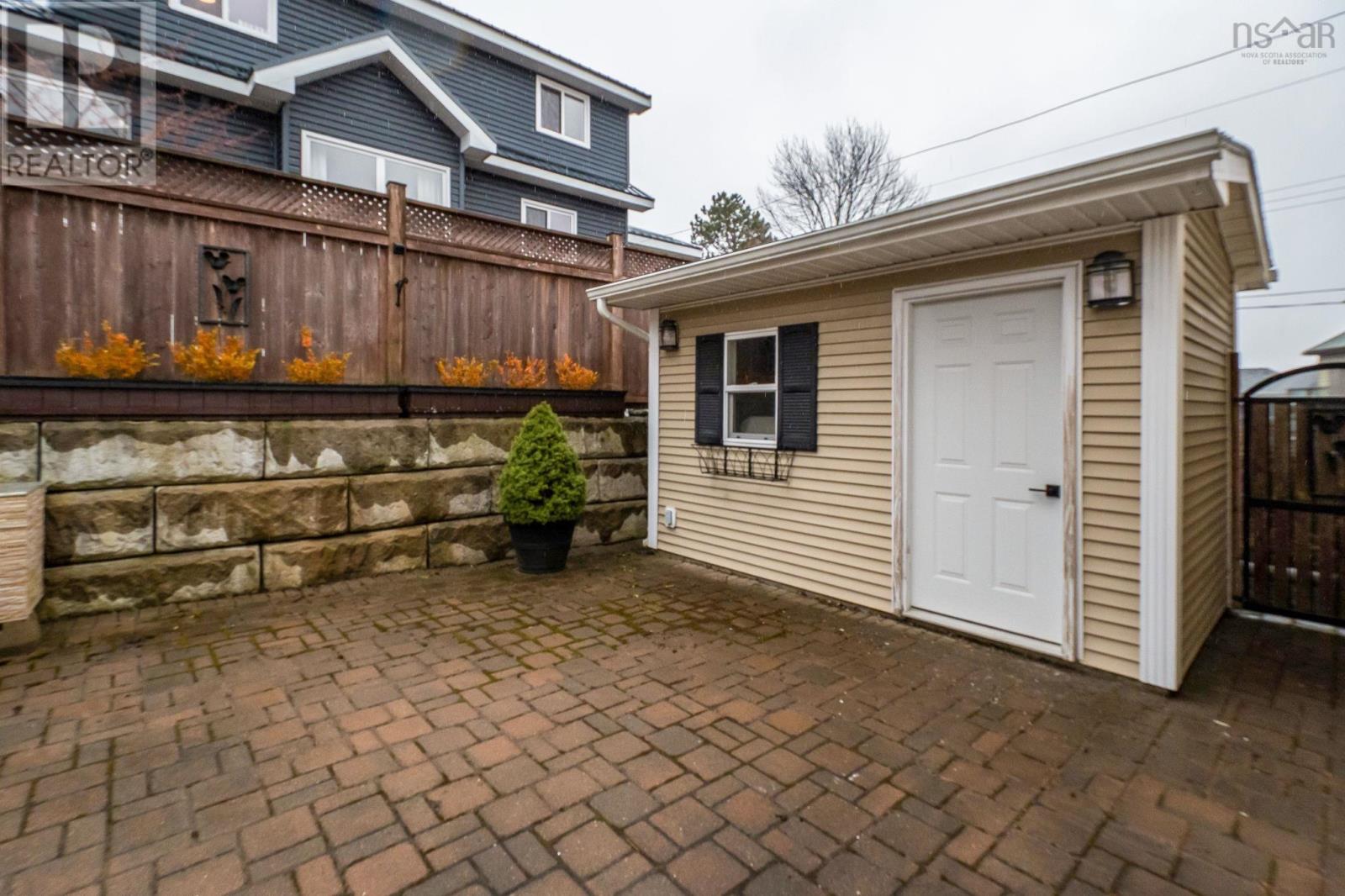 Property 41 of 49 of 8 Eaton Avenue