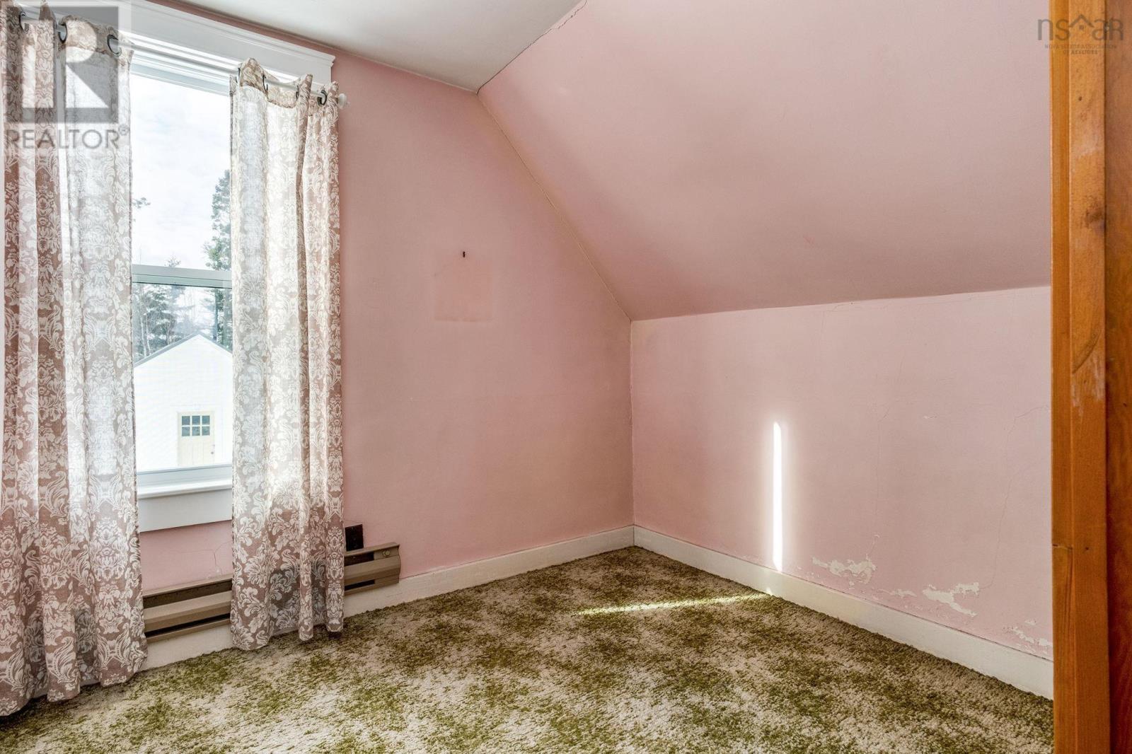 Property 18 of 34 of 3693 Shore Road