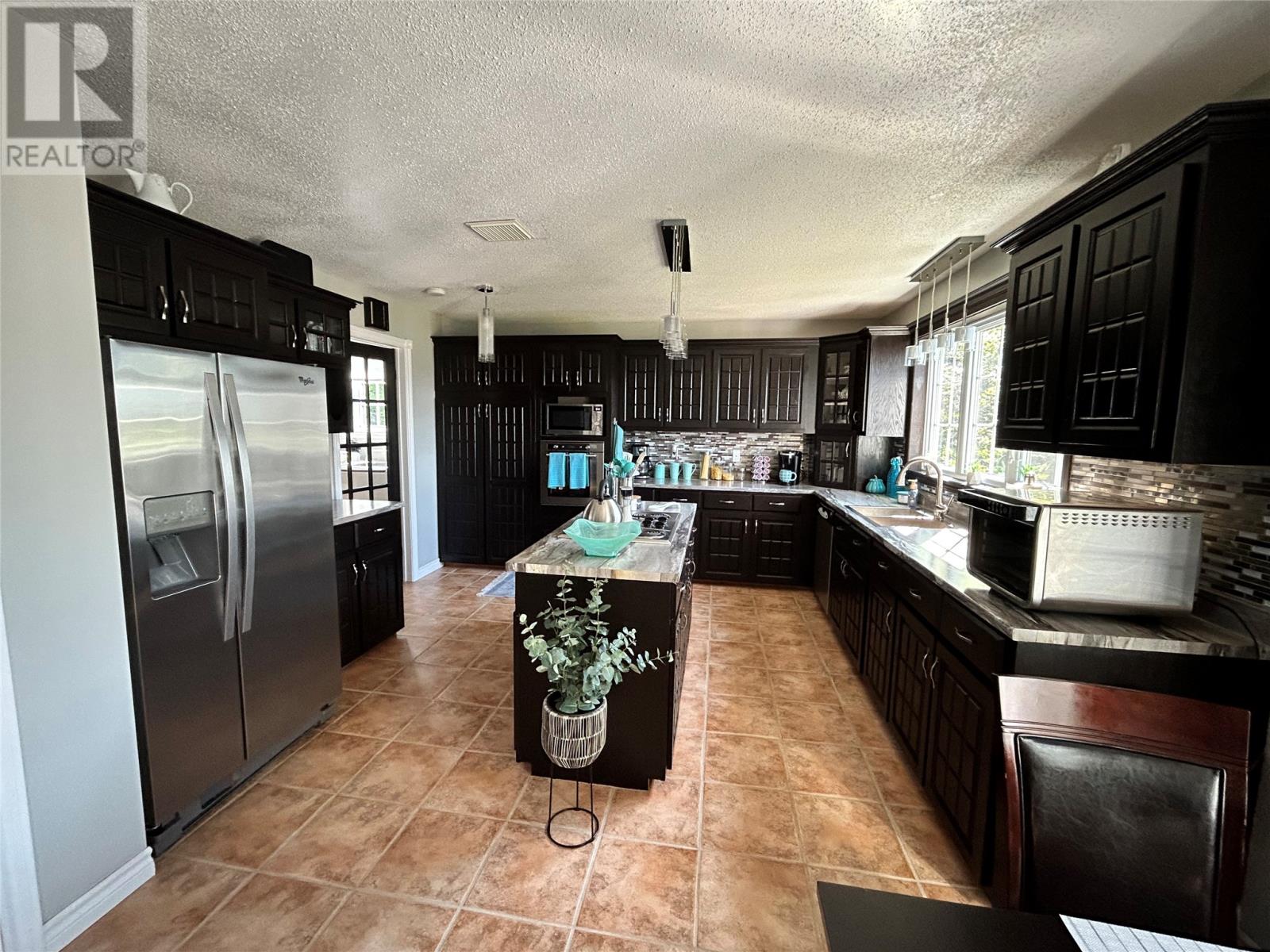 13 Midway Road - 12