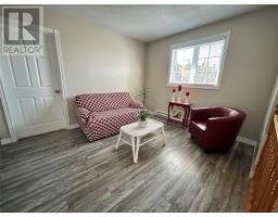 13 Midway Road thumbnail 35