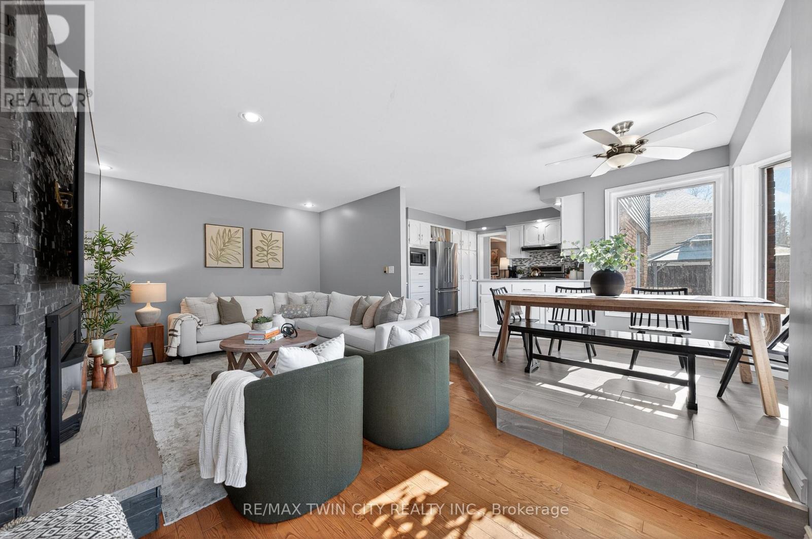 38 GLEN ABBEY COURT - 15