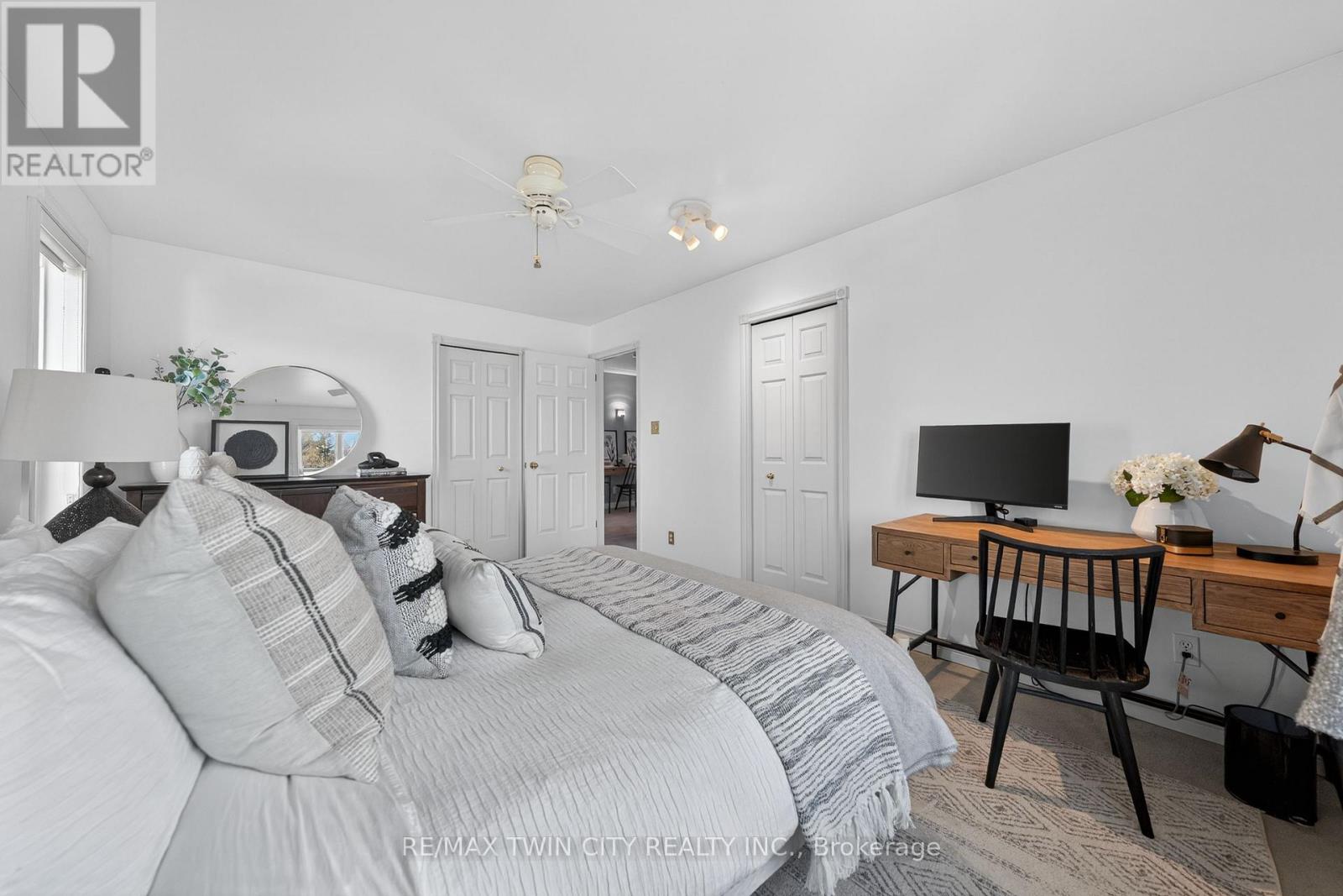 38 GLEN ABBEY COURT - 25