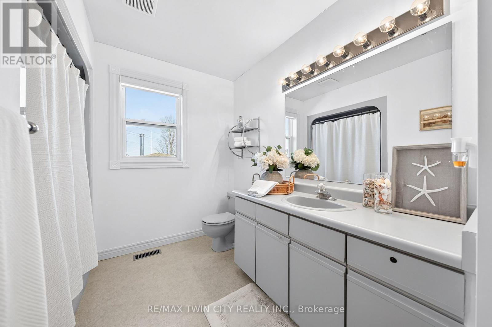 38 GLEN ABBEY COURT - 28