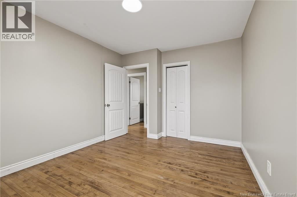 217 Canterbury Avenue - 22
