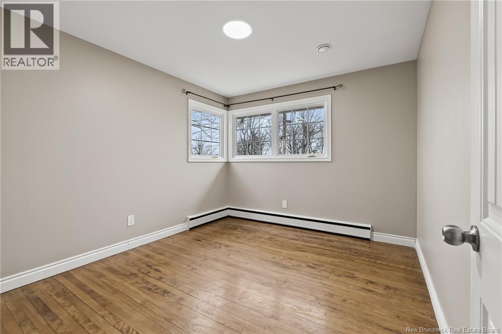 217 Canterbury Avenue - 21