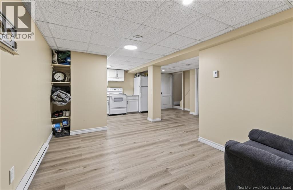 217 Canterbury Avenue - 29