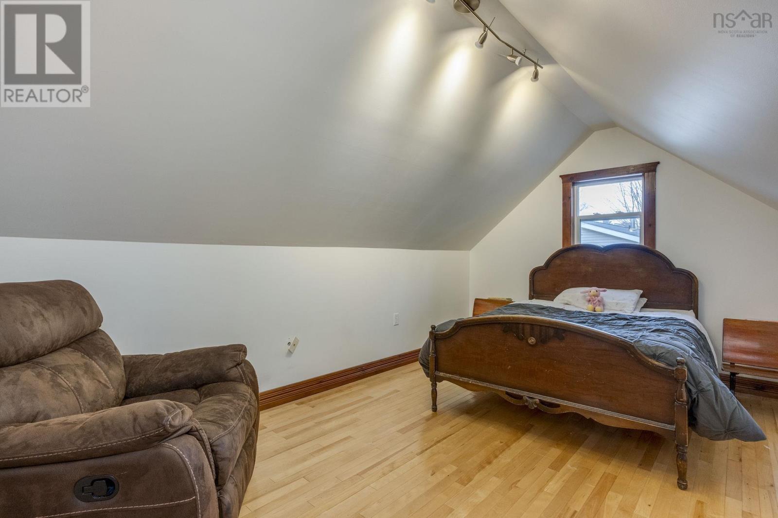 Property 40 of 48 of 29 Robie Avenue