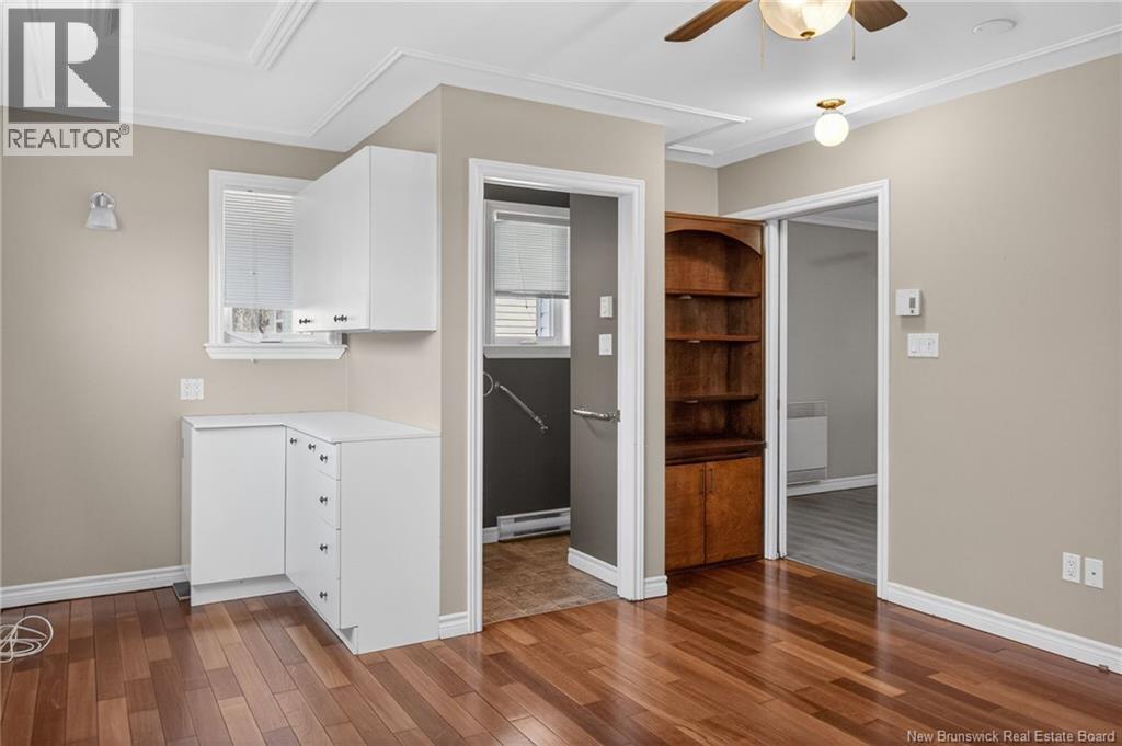 338 Ste Croix Street - 38