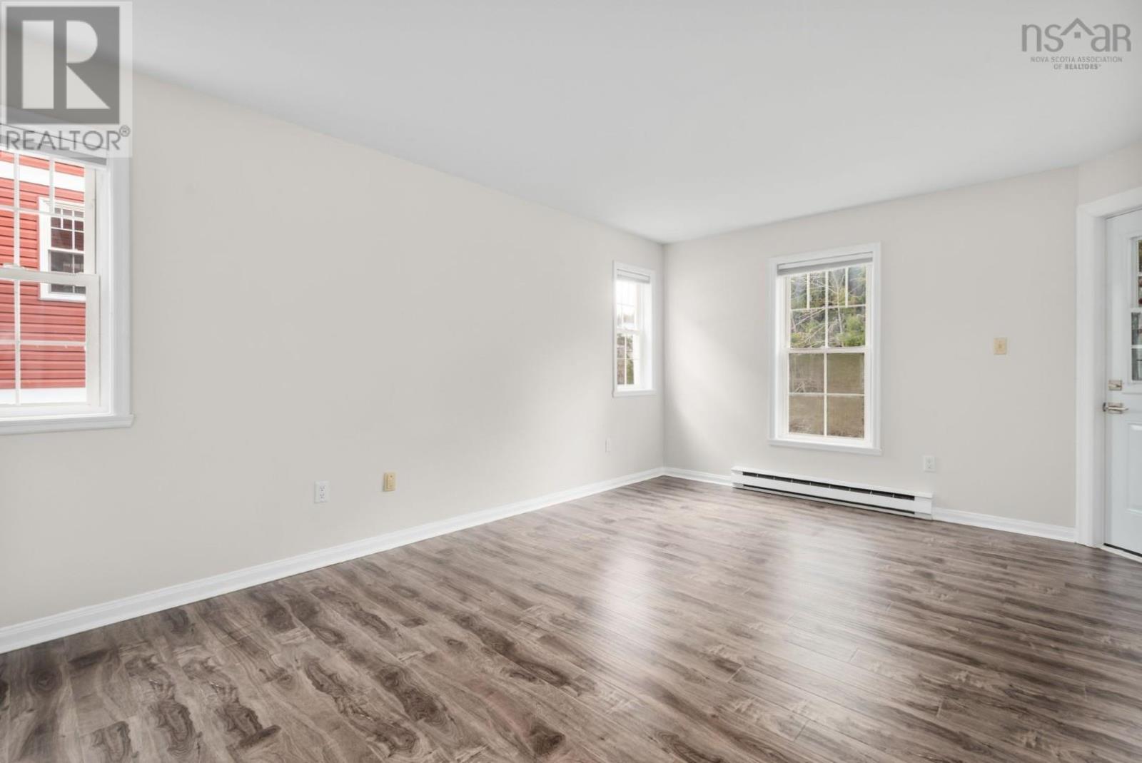 Property 22 of 37 of 422 96 Moirs Mill Road