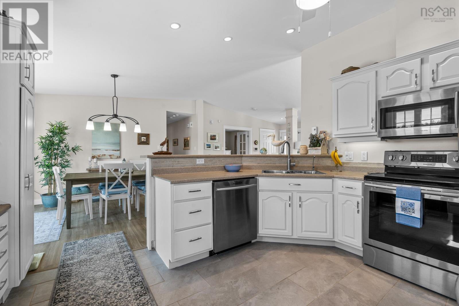 Property 19 of 49 of 28 Morgans Landing