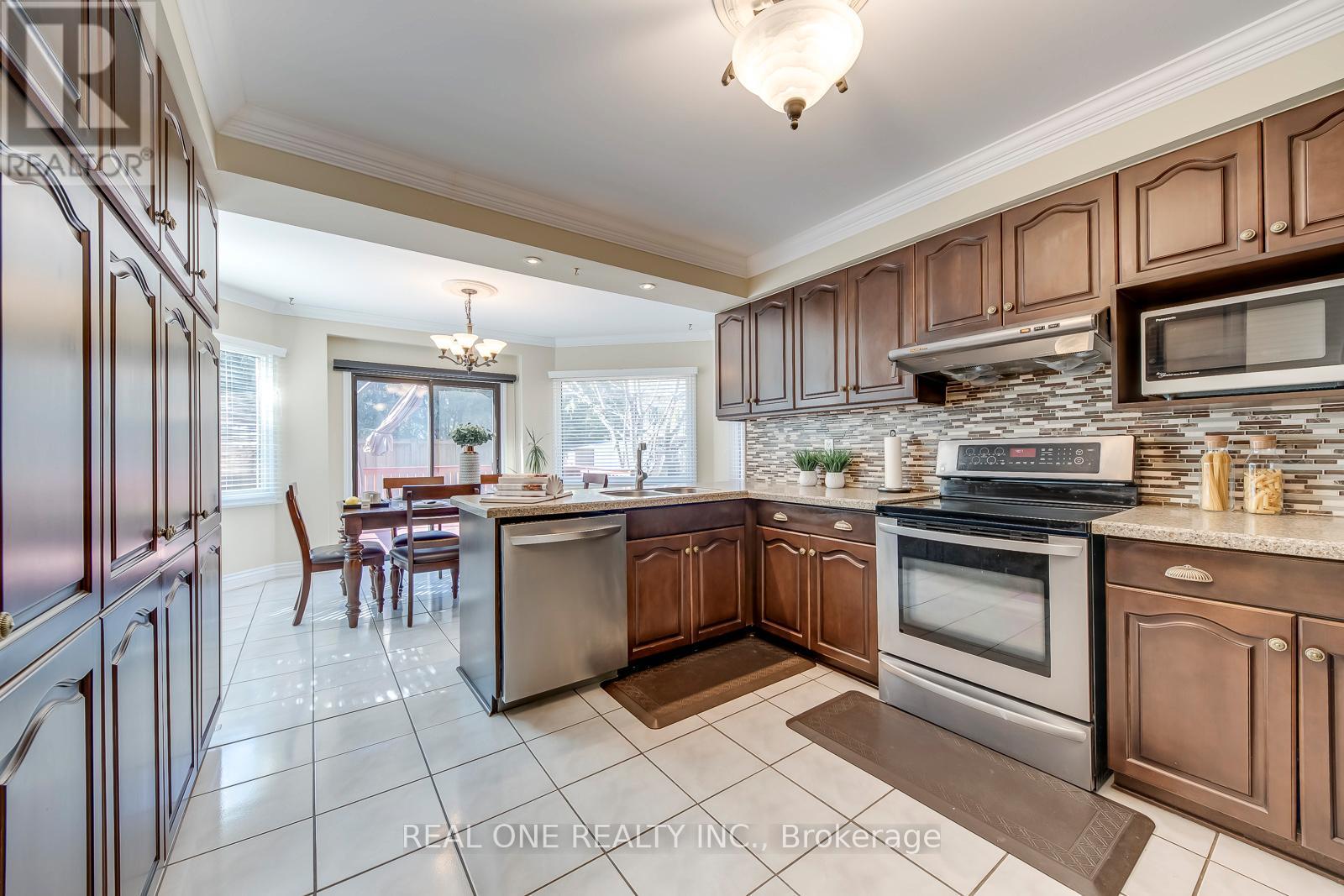 1201 CREEKSIDE DRIVE - 19
