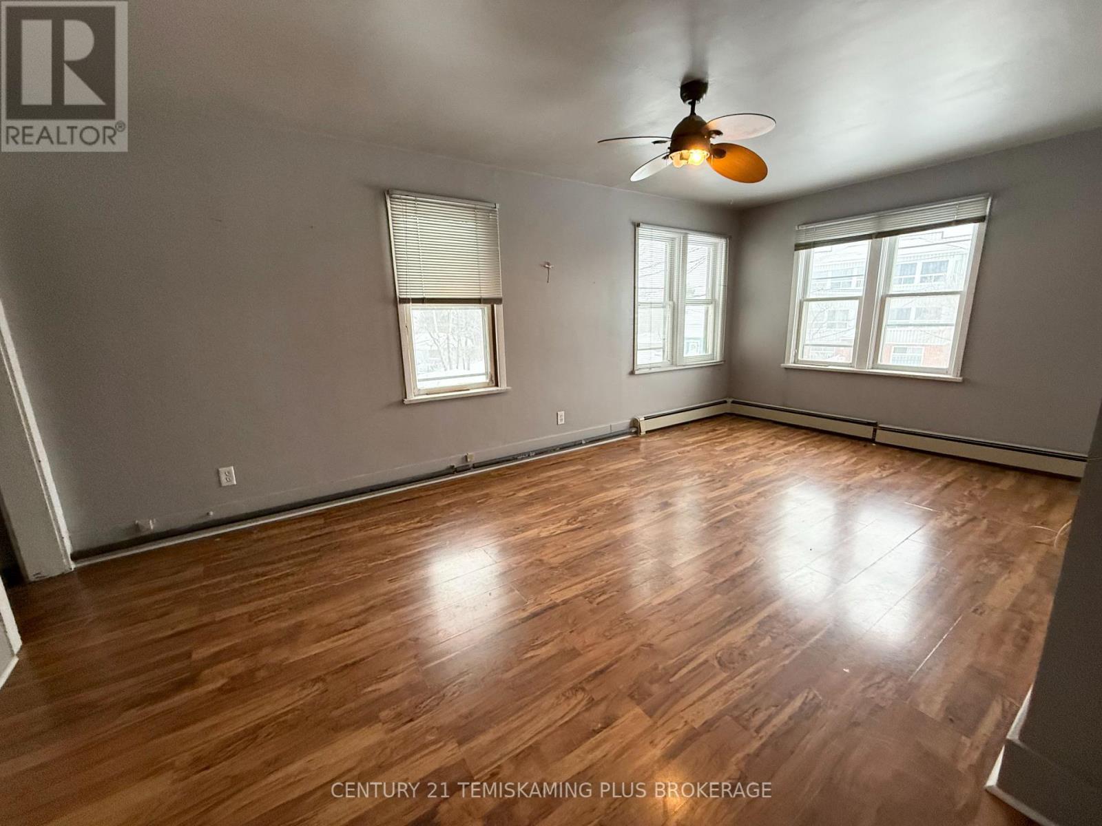 Unit 4 - Living Room