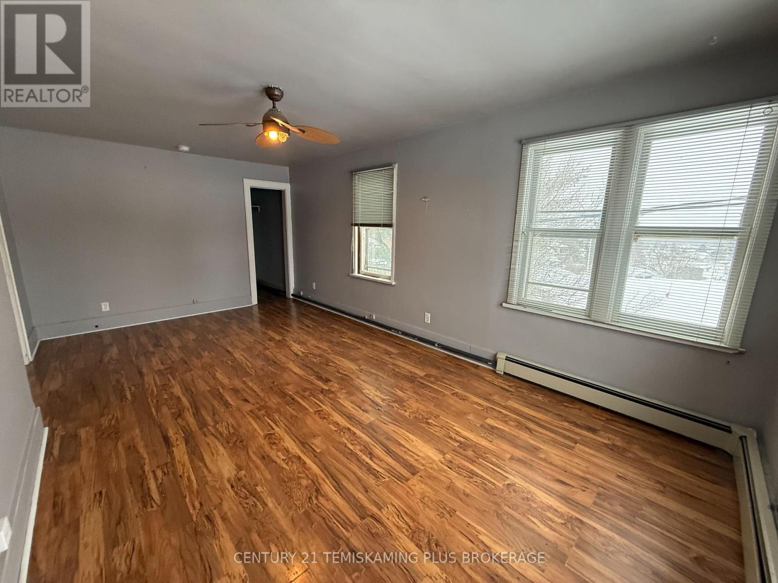 Unit 4 - Living Room
