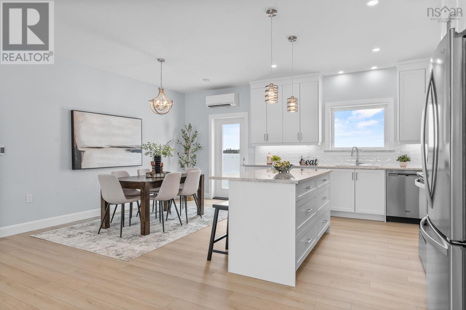 Property 29 of 48 of 11297 Highway 2