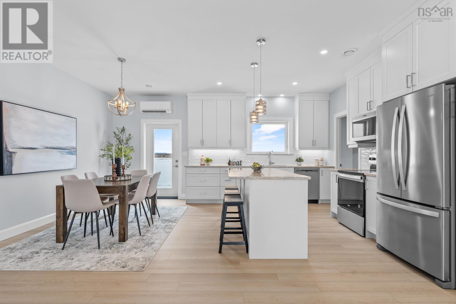 Property 10 of 48 of 11297 Highway 2