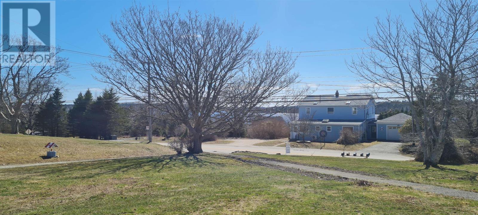 Property 42 of 50 of 7 Candy Lane