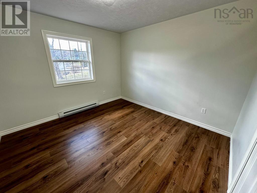 Property 31 of 33 of 18 Jill Street W, Milne Subdivision