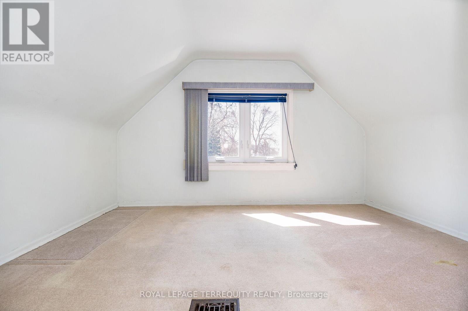 68 PARKCHESTER ROAD - 20