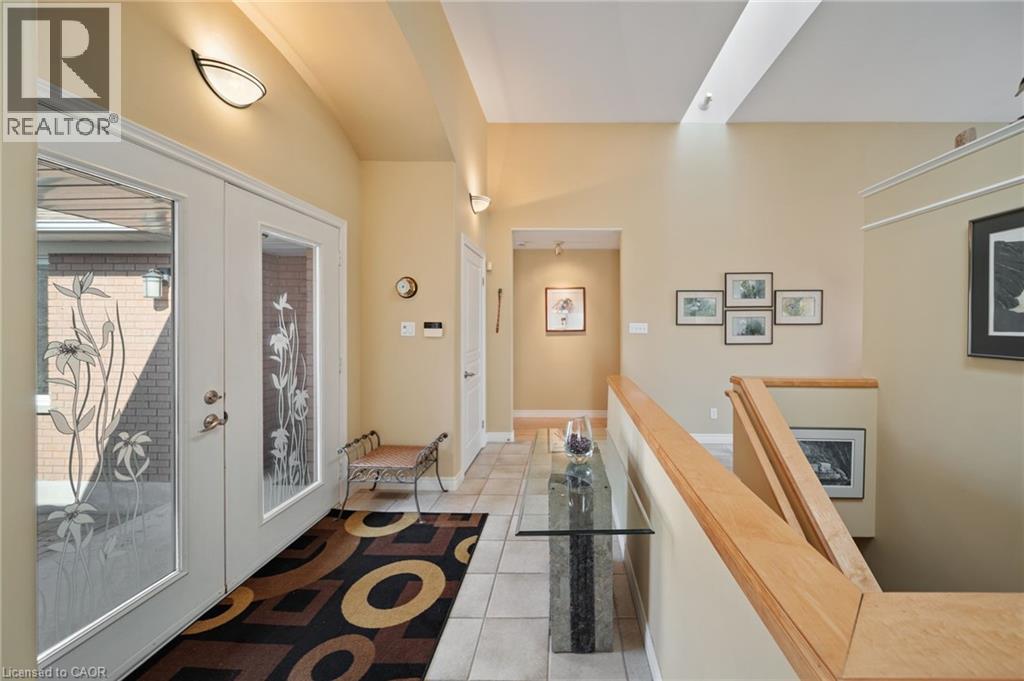 46 SOMERSET Drive - 10