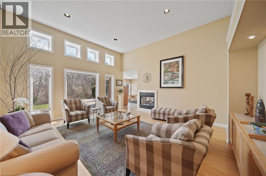 46 SOMERSET Drive - 23