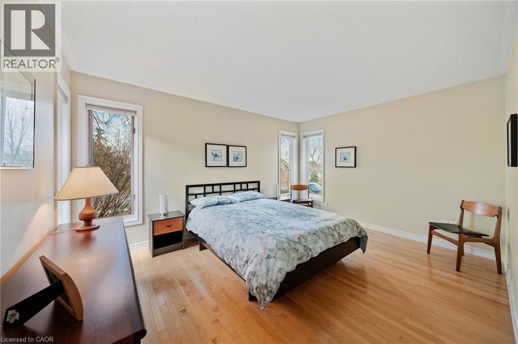 46 SOMERSET Drive - 28