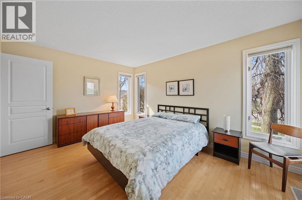 46 SOMERSET Drive - 29