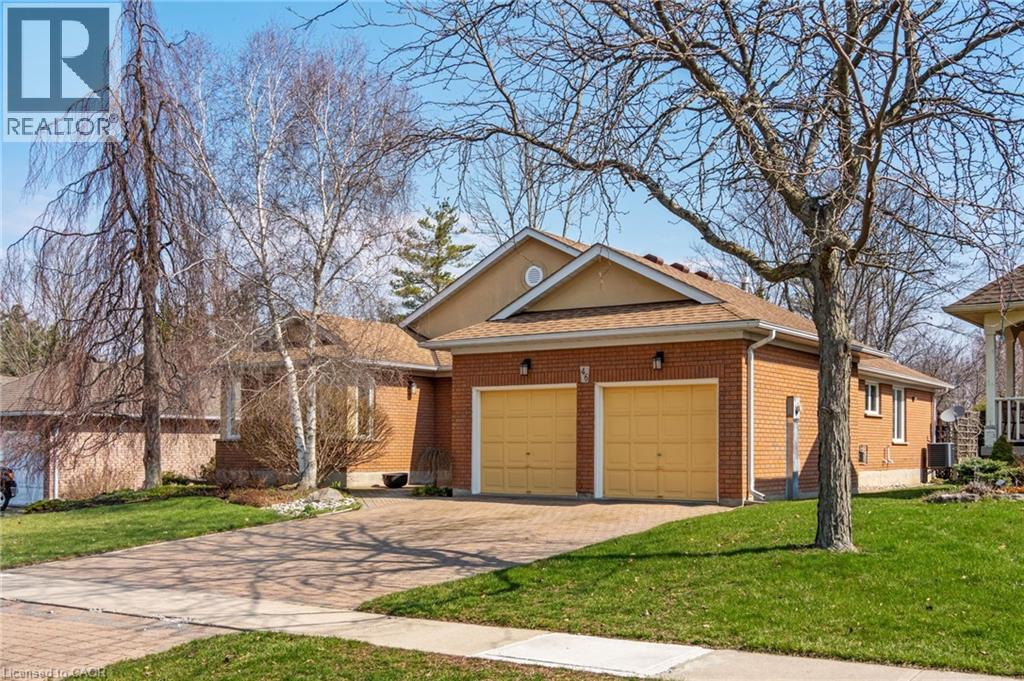 46 SOMERSET Drive - 3