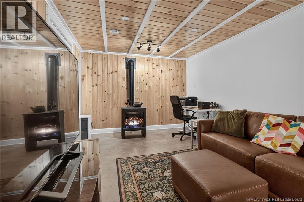 392 Fox Creek - 33