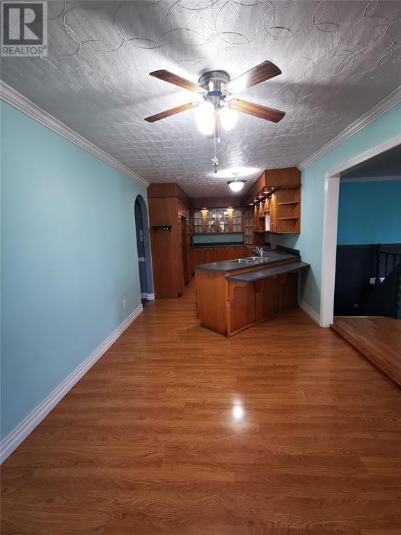 21 Village Cove Road E - 15
