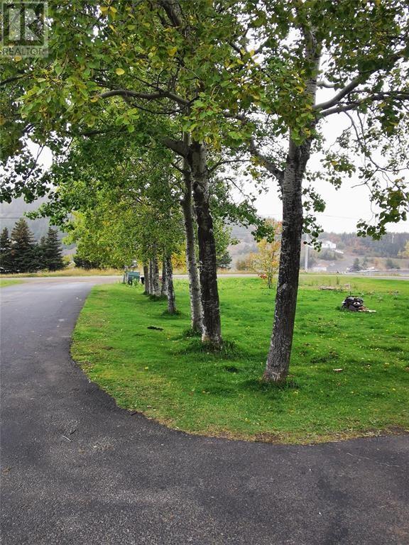 21 Village Cove Road E - 5