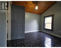 21 Village Cove Road East thumbnail 17