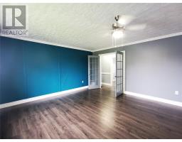 21 Village Cove Road East thumbnail 22