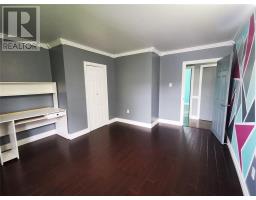 21 Village Cove Road East thumbnail 25