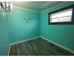 21 Village Cove Road East thumbnail 28