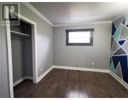 21 Village Cove Road East thumbnail 31