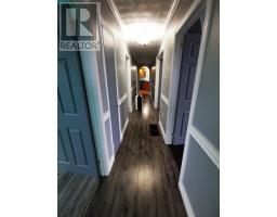 21 Village Cove Road East thumbnail 34