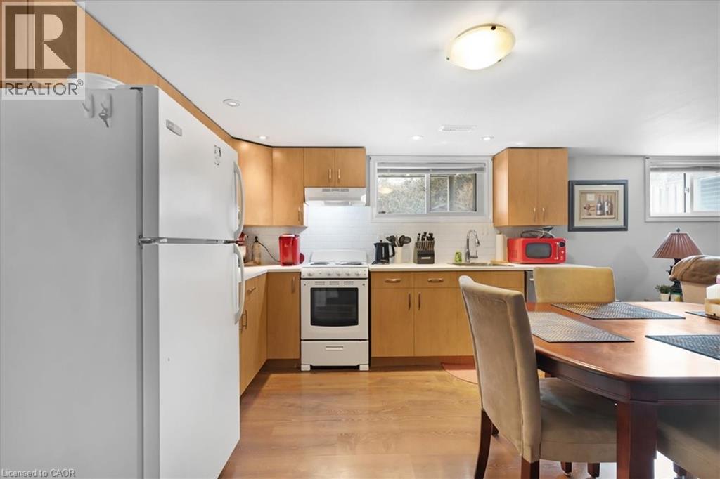26 WILTSHIRE DRIVE - 27