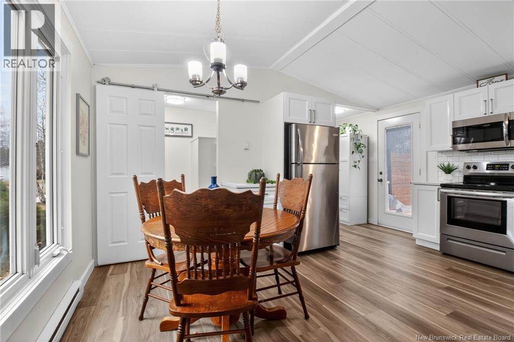 7 Kingfisher Street - 9