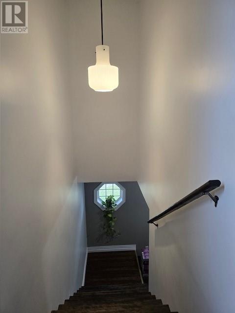 6 Steadyview Drive - 24