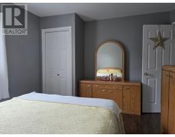 6 Steadyview Drive thumbnail 35