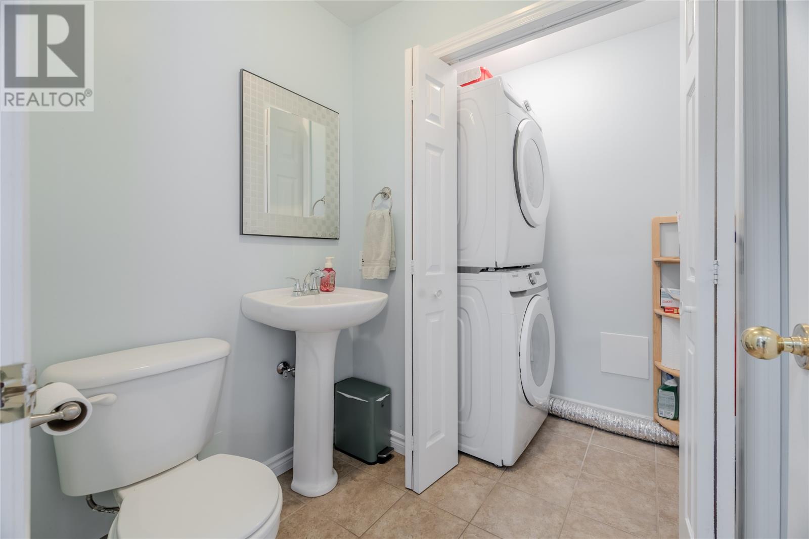28 Margarets Place — photo 10