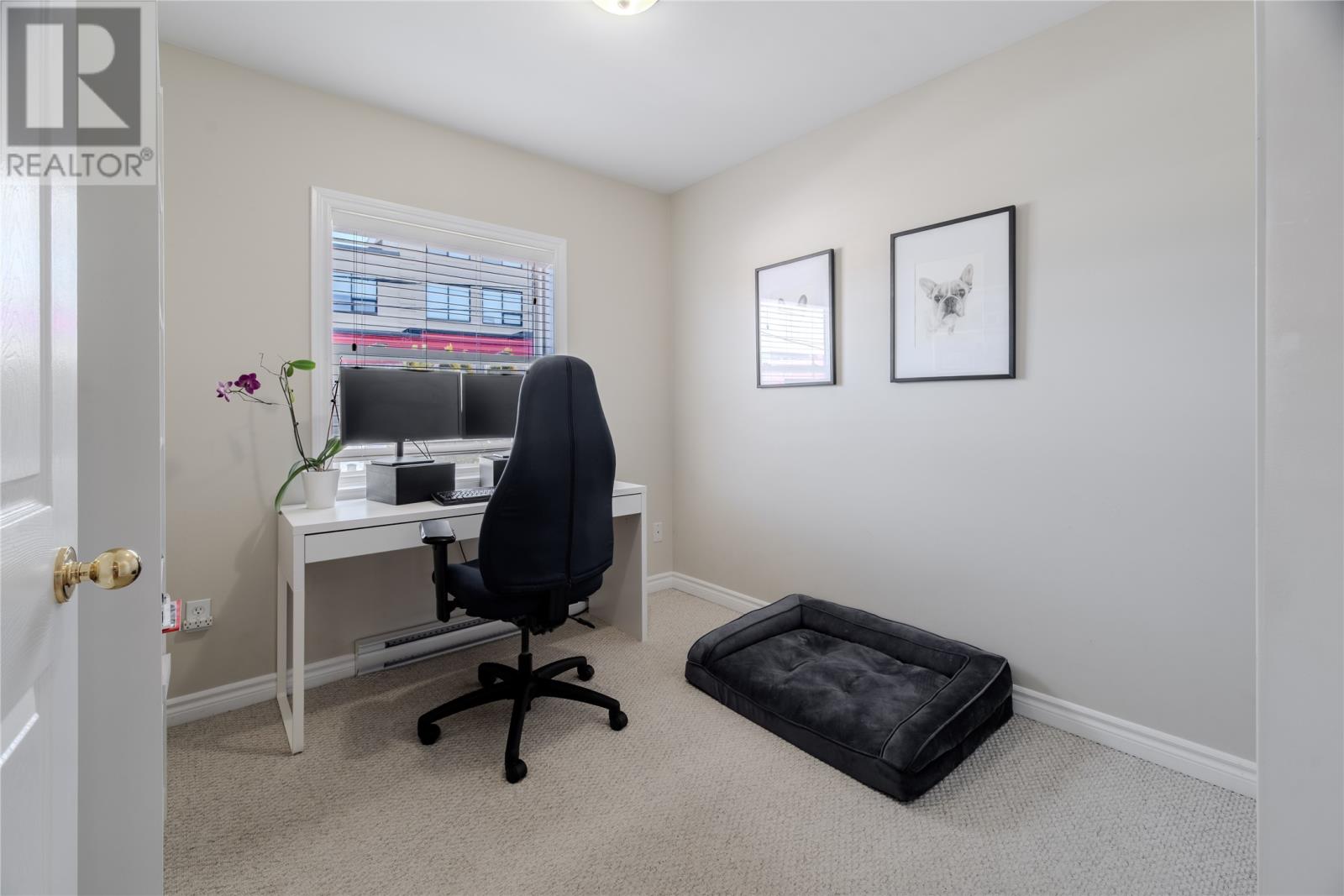 28 Margarets Place — photo 20