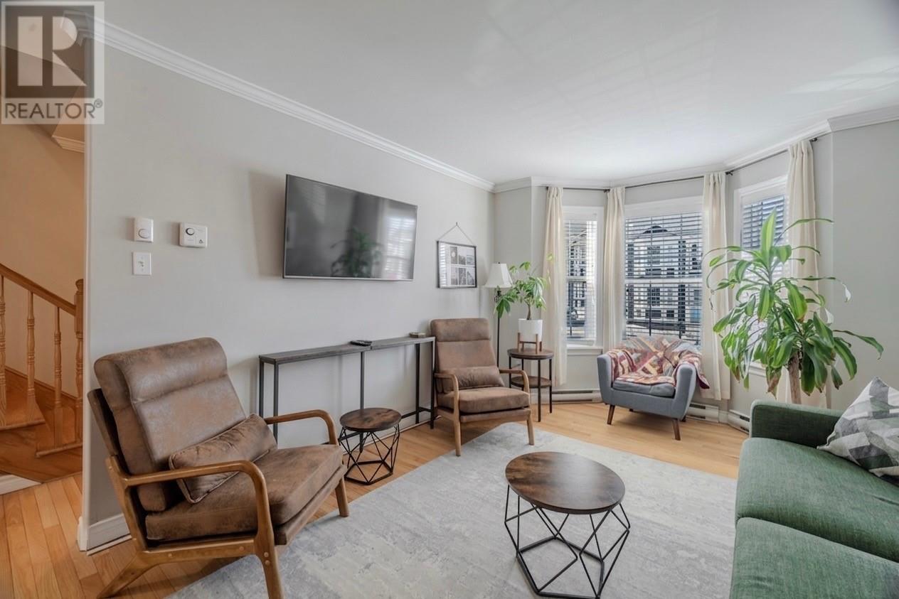 28 Margarets Place — photo 6