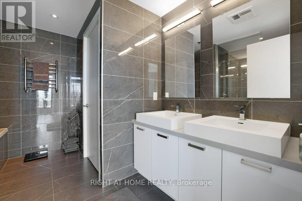 #2002 203 CATHERINE STREET - 17